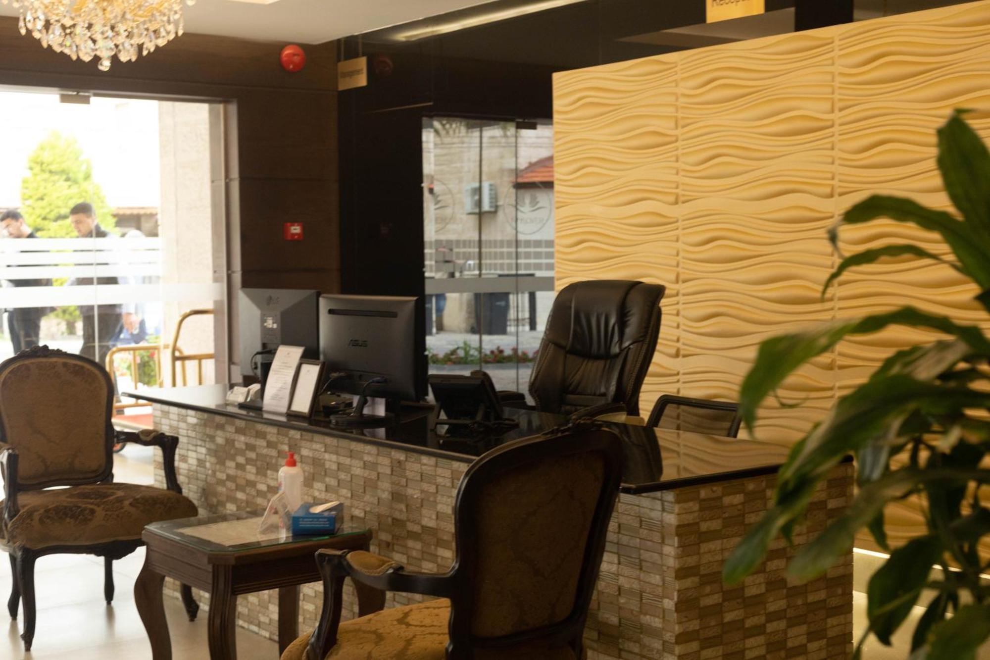 Naylover Hotel Suites Ammán Exteriér fotografie